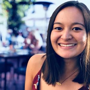 Meet your Posher, Nicole